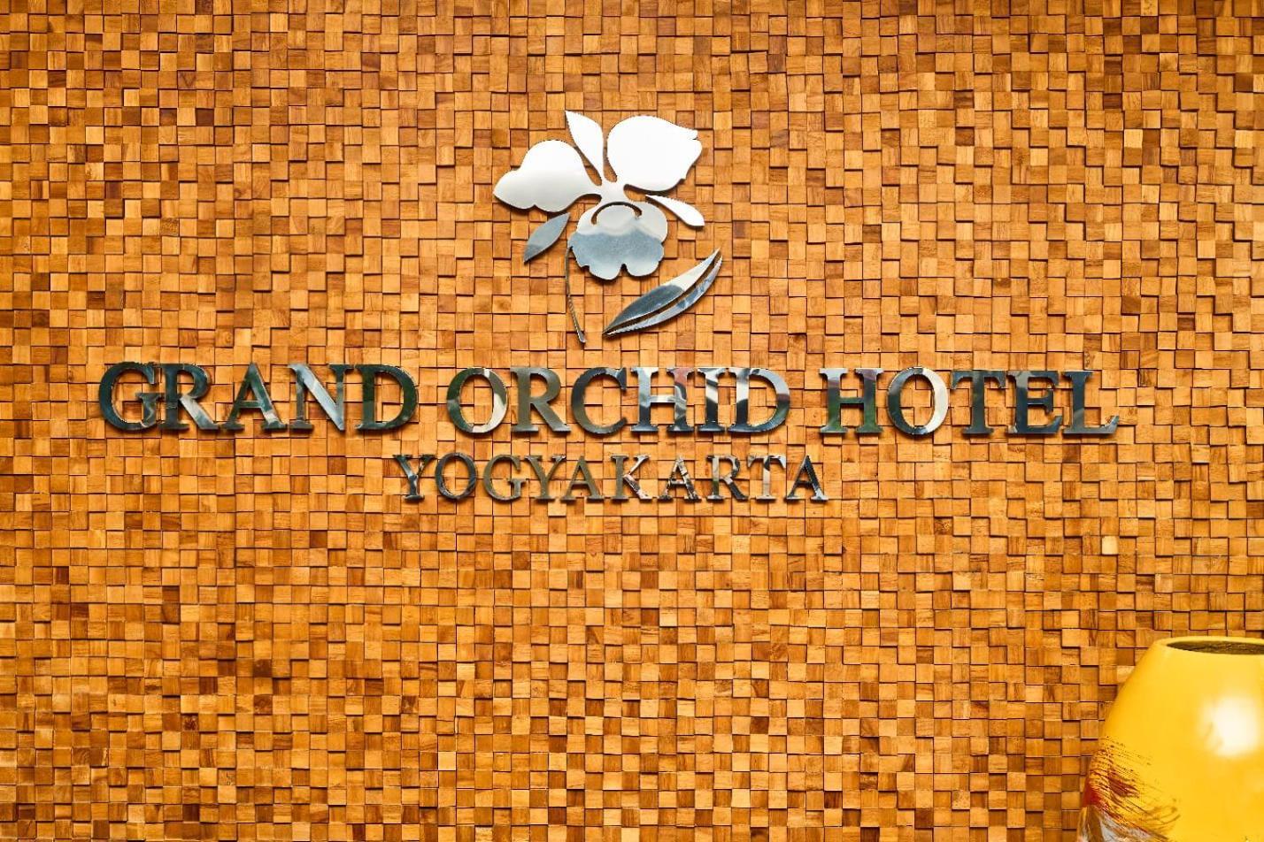 Grand Orchid Hotel Yogyakarta Maguwo Exterior foto